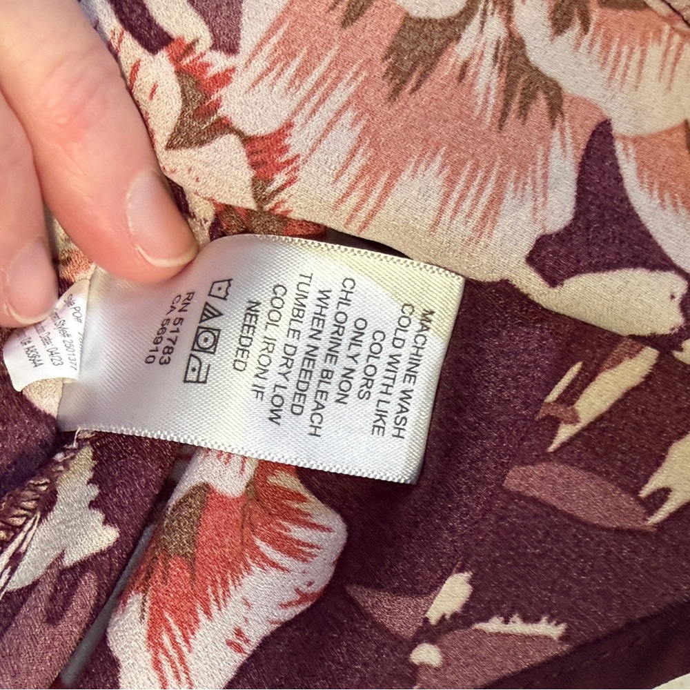 Maurices Floral Sleeveless Blouse Size M Burgundy Pink Boho Top - Picture 10 of 14